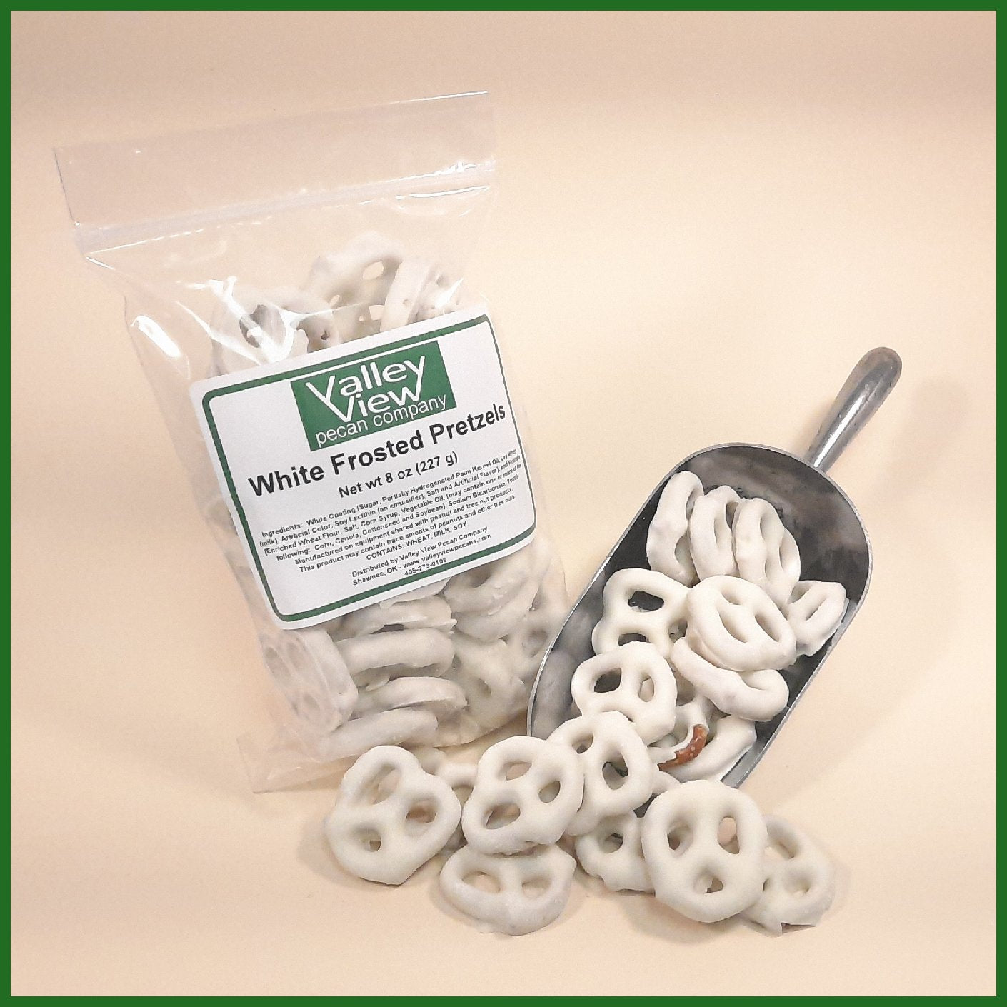 8oz White Frosted Pretzels